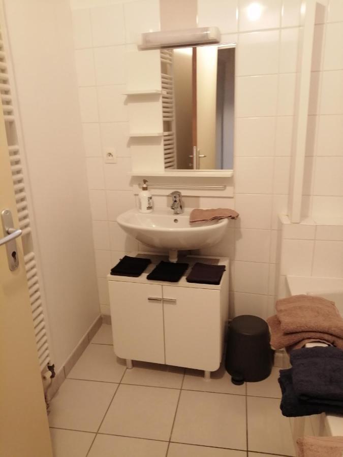 Studio Dans Vieux Magasin 1800 Apartamento Sedan Exterior foto